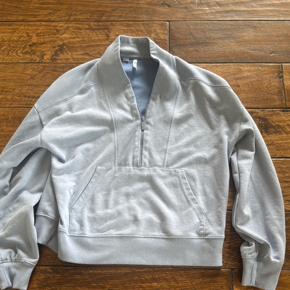 Travis Mathew zip pullover
